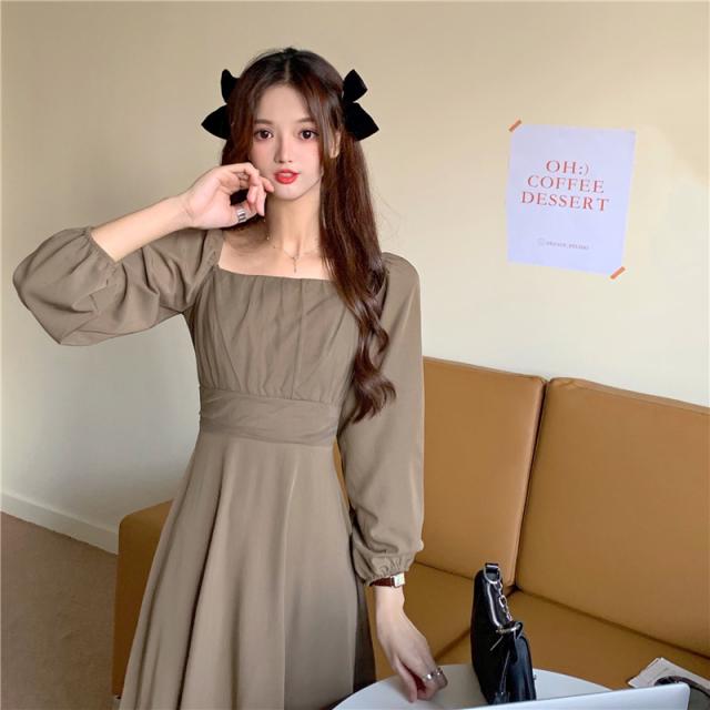 ハイウエスト Aライン ワンピース ひざ下丈 スクエアネック 長袖 無地 ワンピース バックジッパー ドレス 新作 秋 冬の通販はau Pay マーケット Brutal Beauty ブルータルビューティ