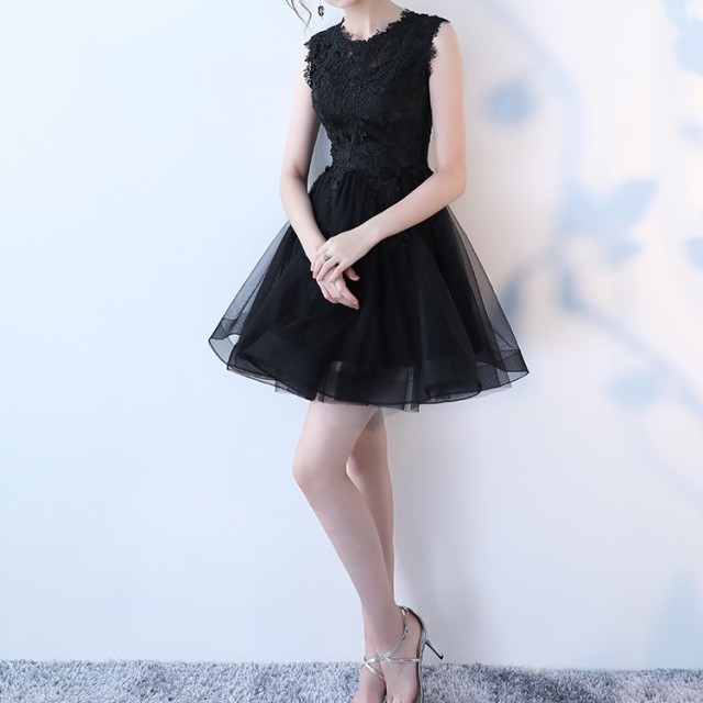 韓国 パーティードレス 黒 ミニドレス フレアスカート リトルブラック
