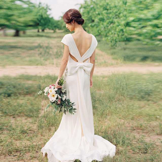 定番送料無料ウエディングドレス 袖あり 白 二次会 花嫁 ドレス 結婚式 スーツ・フォーマル・ドレス