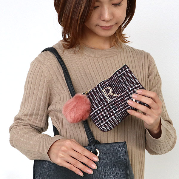 ポーチ Plaid イニシャル フラットポーチ 化粧品 収納 （ コスメ