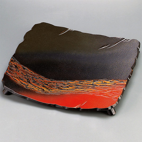 盛器 木製 尺4.5 乱引四足平安盛器 九頭竜 皿 食器 越前漆器 漆塗 （ 盛り皿 お皿 盛る 器 うつわ 和食器 漆 塗り 漆塗り 漆器 懐石 懐石料理 寿司 刺身 お造り 飲食店 料亭 旅館 大皿 角皿 長方形 ）の通販は