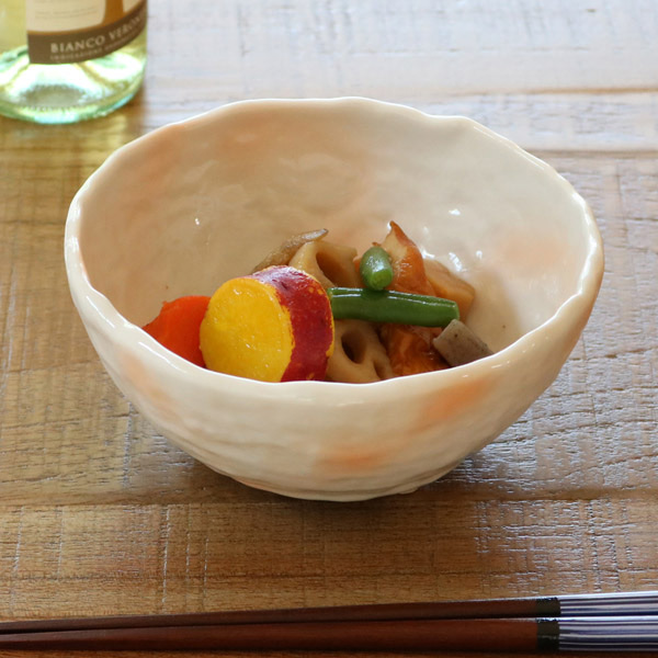 三つ足小鉢 和食器 御本手風 変形皿シリーズ 美濃焼 日本製 磁器 食器 皿 和皿 食洗機対応 和風 電子レンジ対応 おしゃれ 和モの通販はau Pay マーケット リビングート