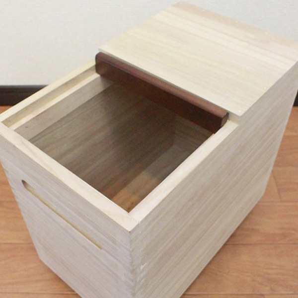 米びつ 桐製 Rice Box 30kg （ 送料無料 桐 和風 ライスストッカー ライスボックス ストッカー 木製 米櫃 こめびつ 米 保存 保管  ）の通販はau PAY マーケット - リビングート