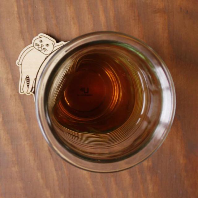 コースター 木製 ねこ 合板 コップ敷き 日本製 プレート 敷き 木 猫 ネコ グッズ おもしろ おしゃれ 食器 雑貨 テーブルウェア 北欧 の通販はau Pay マーケット リビングート