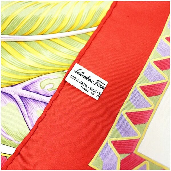 サルバトーレフェラガモ シルク スカーフ 花柄 レッド×アイボリー 中古