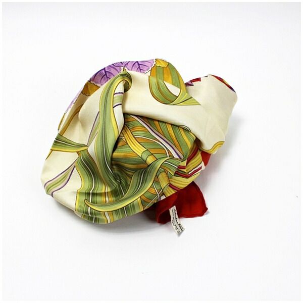 サルバトーレフェラガモ シルク スカーフ 花柄 レッド×アイボリー 中古