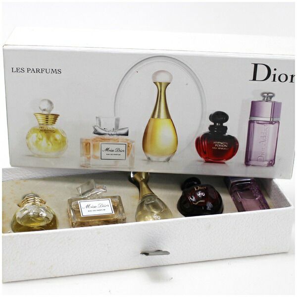 クリスチャン ディオール 香水 ミニボトル5本セット 5本 5ml 中古 Christian Dior Les Parfums 女性用 レディース Edp Edt Bt の通販はau Pay マーケット ブランドールミルキー