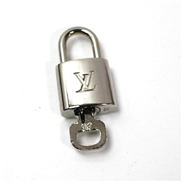 ルイヴィトン カデナ 鍵 パドロック NO.316 シルバーカラー 中古 Aランク LOUIS VUITTON レディース