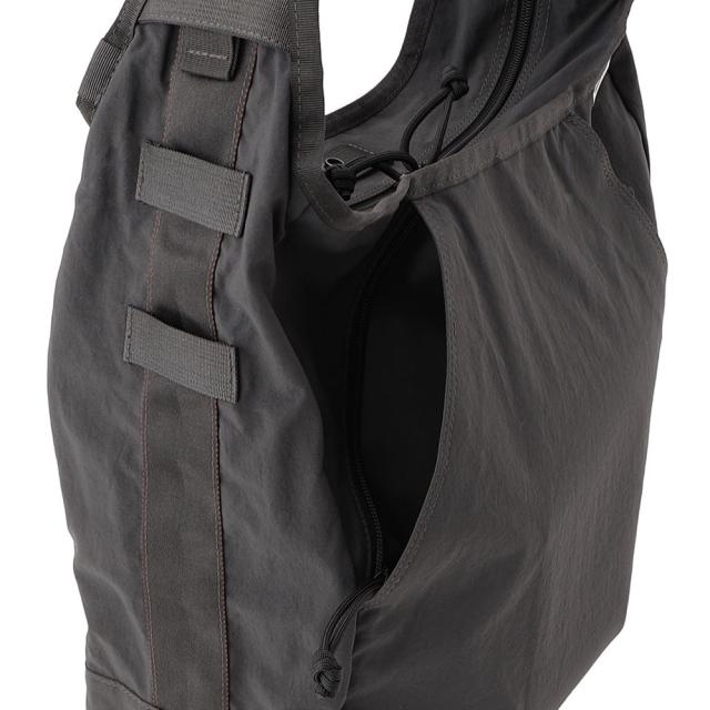 ブリーフィング バッグ ショルダーバッグ 斜めがけバッグ 軽量 日本製 BRIEFING ホーボーバッグトール 18.4L A4 BRA251L13 メンズ レディース ポイント10倍 送料無料 誕生日プレゼント ギフト ラッピング無料 【正規代理店】