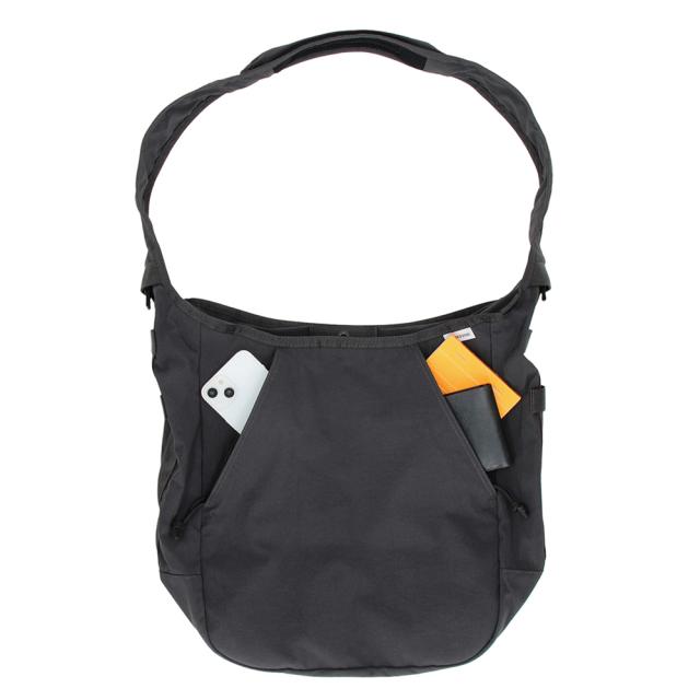 ブリーフィング バッグ ショルダーバッグ 斜めがけバッグ 軽量 日本製 BRIEFING ホーボーバッグトール 18.4L A4 BRA251L13 メンズ レディース ポイント10倍 送料無料 誕生日プレゼント ギフト ラッピング無料 【正規代理店】