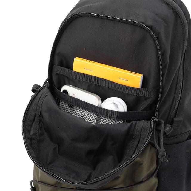 ブリーフィング バッグ ボディバッグ 縦型ショルダー BRIEFING フィールドエクスパンド SAスリング 10.1L A4 B5 BRA251L34 メンズ レディース ポイント10倍 送料無料 誕生日プレゼント ギフト ラッピング無料 【正規代理店】