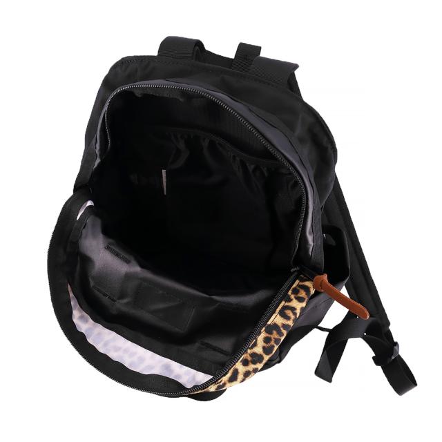 新品タグ付GREGORYグレゴリー　バックパック　クラシックデイ　黒　リュック GREGORY デイバック リュック 「GREGORY/グレゴリー」 Day Pack