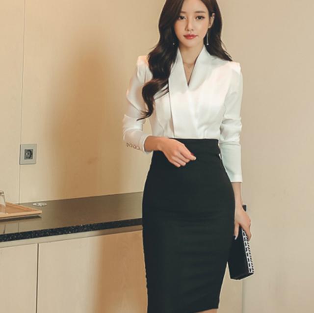 ワンピース ブラック スリム 長袖 膝丈 デート かわいい 大人可愛い きれいめ シンプル カジュアル 大人 上品 個性的 送料無料 お洒落 大人女子 主役級 存在感 お出かけ 女子会 休日 旅行 着回し ファッション コーデ スタイル モテ トレンド 流行 インスタ映えの通販は 4,714円