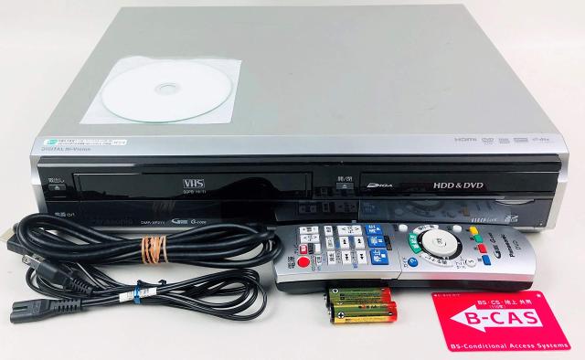 パナソニック 250GB DVDレコーダー VHSビデオ一体型 DIGA DMR-XP21V-S(中古品)