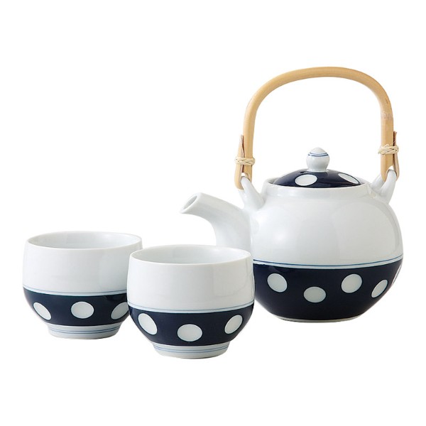 【 最新 2025 春 ギフト 】 有田焼 土瓶・湯のみセット 水玉柄 茶の間 湯呑 土瓶 日本茶 お茶 食器 うつわ 食卓 和食 洋食 中華 朝食 ランチ モーニング ブランチ ディナー 夕飯 夜食 おやつ デザート ティータイム アフタヌーンティーの通販は