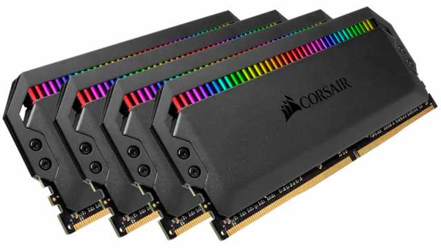 コルセア(メモリ) [CMT64GX4M4K3600C18] DOMINATOR PLATINUM RGB 64GB (16GBx4) DDR4 3600 (PC4-28800) C18 1.35V Desktop Memory - B…