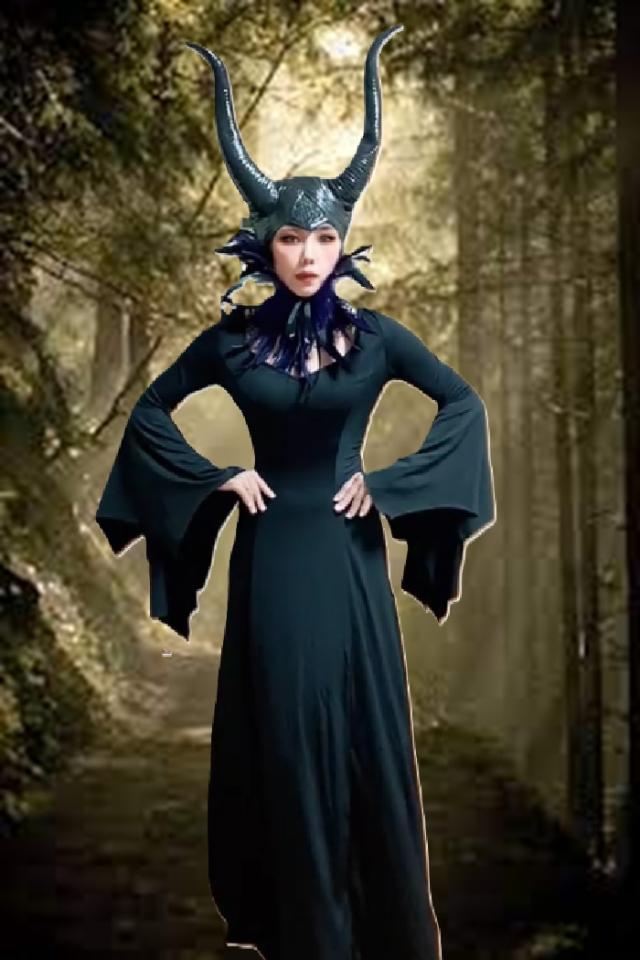 高級感◎ マレフィセント風 魔女 3点セット ドレープドレス 角付き