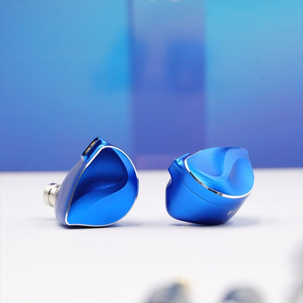 BQEYZ Winter Ultra (3.5mm/4.4mm) ビーキューアイズ 有線