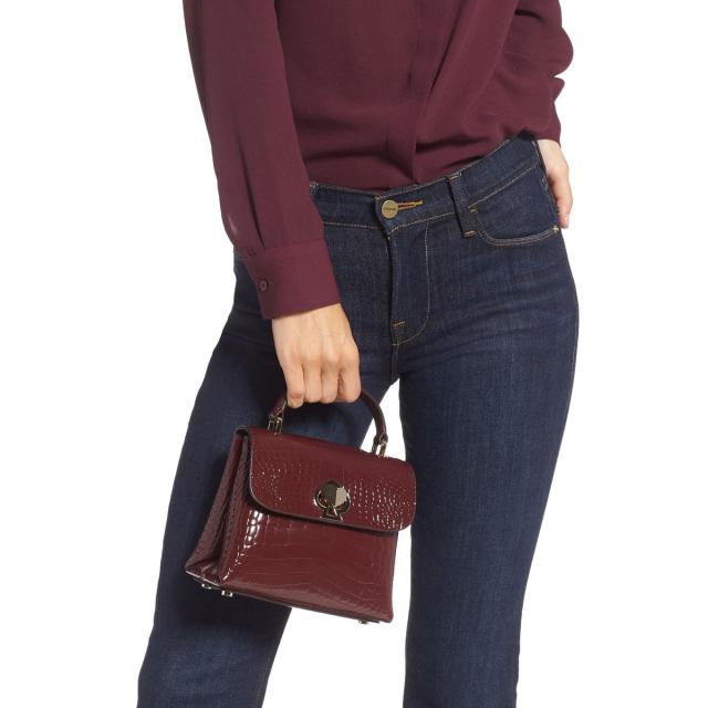 送料無料 ケイトスペード バッグ ショルダーバッグ ショルダー レザー