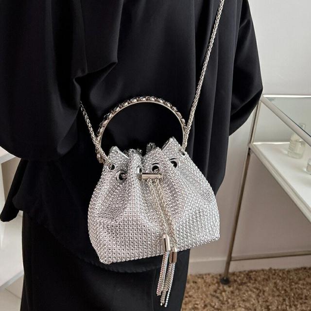 O3レディース バッグ クリスタルショルダーバッグ キラキラ．ライン