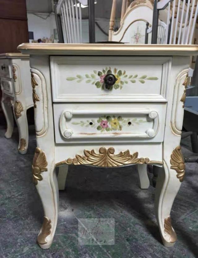 ベッドサイドテーブル 置台 サイドテーブル ナイトテーブル 高級感 アンティーク風 ．ソファーテーブル 66,751円