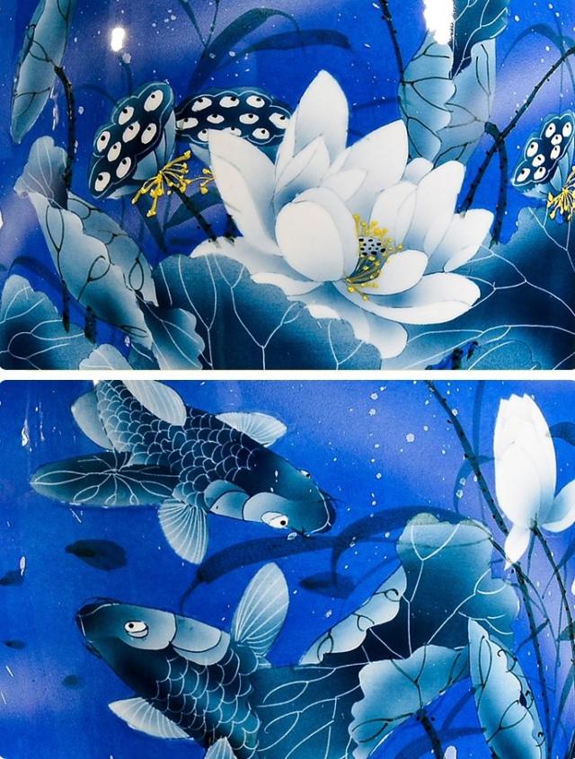 青緑色の花柄陶器花瓶