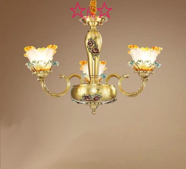 新品同様◆高級ブロンズベル　シャンデリア◆ヨーロッパスタイル◆天井照明 3灯 シャンデリア 天井照明 LED電球対応 豪華 おしゃれ ライト 宮殿