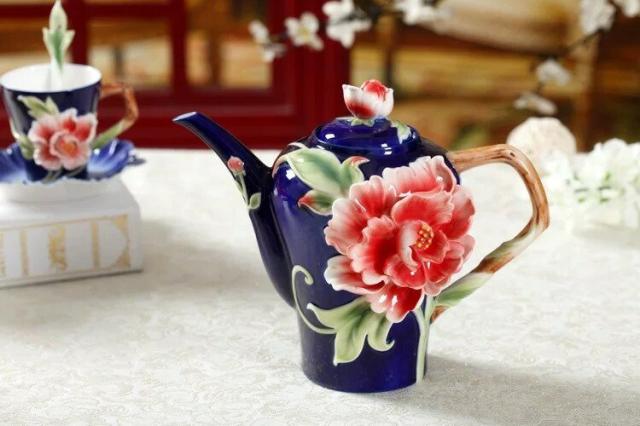 花柄ティーカップ セット 陶器 高級感 カップ＆ソーサー 4客コーヒー