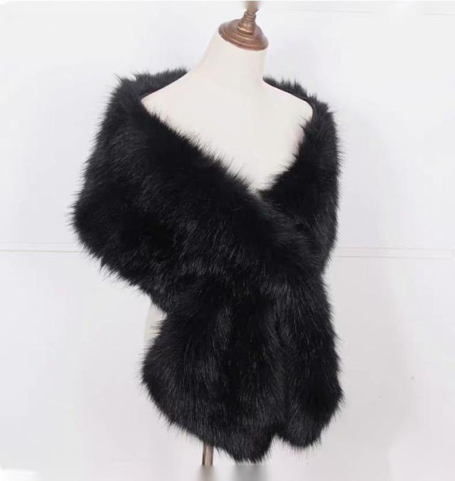 豪華肩掛け 大判ショール ファーストール ．毛皮風ケープ 結婚式 ボレロ ポンチ