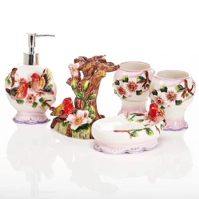 バスルームセット 5点セット ソープディスペンサー 歯ブラシスタンド 石鹸置き コップ 洗面所 収納 ．