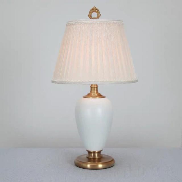 照明スタンドライト テーブルランプ ．デスクライト 卓上ステンド 高級