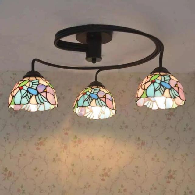 ステンドグラス．ペンダントライト豪華天井照明ステンドグラスランプ