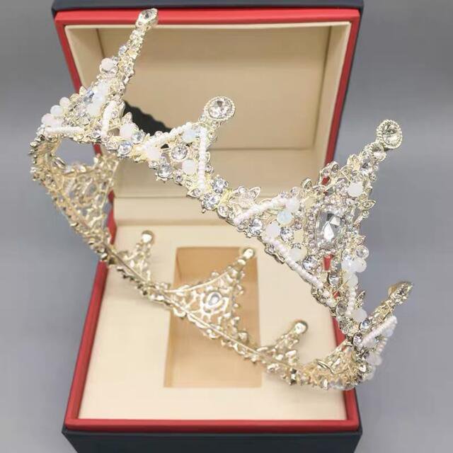 ウェディング 花嫁3点セット ．アクセサリー ティアラ+イヤリング+