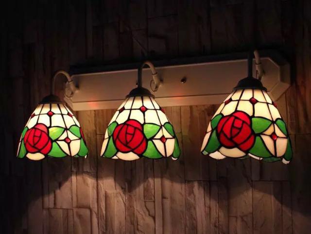 壁掛け照明 ステンドグラス ランプ 壁掛け灯 おしゃれ