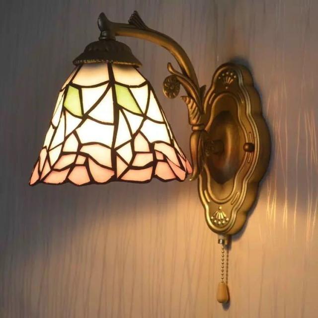 壁掛け照明 ステンドグラス ランプ 壁掛け灯．の通販は 22,548円