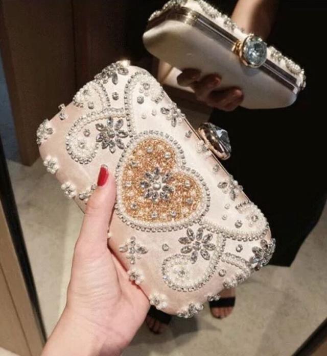 豪華パーティーバッグ キラキラ ストーンBAG クラッチバッグ