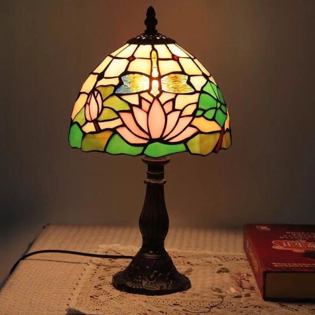 ステンドグラスランプ 卓上スタンド 豪華テーブルランプ 卓上照明