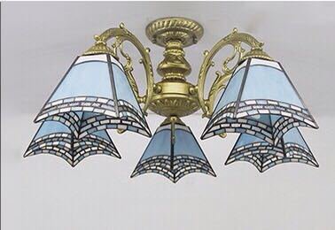 ステンドグラス ペンダントライト 豪華天井照明 ガラス工芸品 電源直結タイプ ステンドグラス．ペンダントライト豪華天井照明ステンドグラスランプ