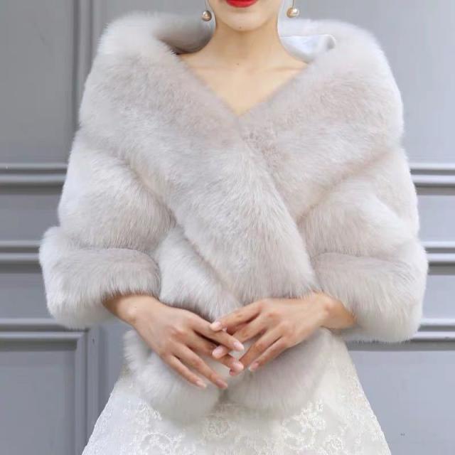 豪華肩掛け 大判ショール ファーストール 毛皮風ケープ 結婚式 ボレロ ポンチョ