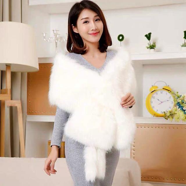 豪華肩掛け 大判ショール ファーストール 毛皮風ケープ 結婚式 ボレロ ポンチョ.