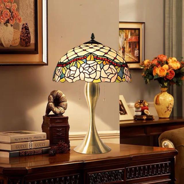 ステンドグラスランプ 卓上スタンド 豪華テーブルランプ 卓上照明