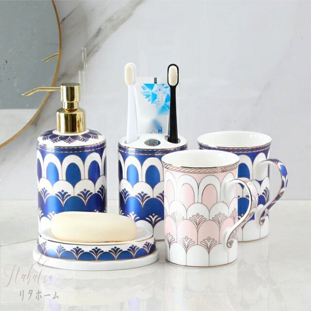 高級サニタリー5点セット．ディスペンサー 歯ブラシスタンド 洗面用品
