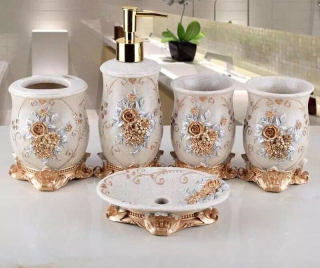 バスルームアクセサリーセットローションソープディスペンサー セラミックバスルームセット6ピースウォッシュセットローションソープディス ボディソープ  容器 6ピース バスルームアクセサリー コンプリートセット 化粧台カウンタートップアクセサリーセット ローション ... バスルームアクセサリー セラミックバスルームアクセサリーセット ソープディスペンサーセット(White)