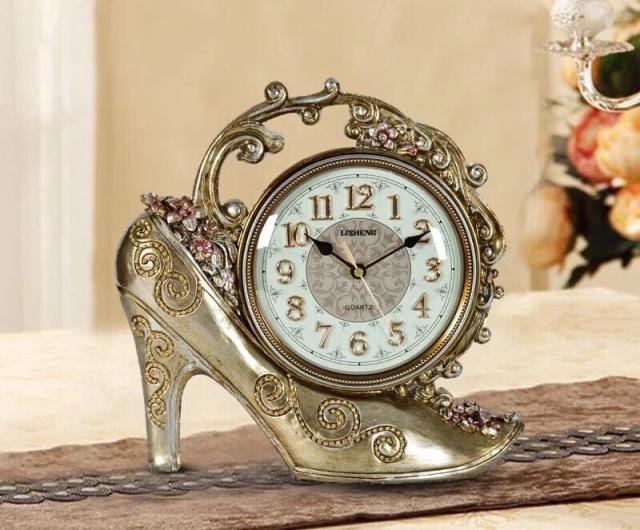 テーブルクロック 置き時計 ．クロックアラーム 上品 時計