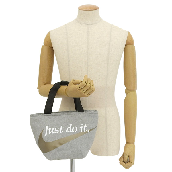 ナイキ バッグ メンズ レディース トートバッグ グレー 9a2870 042 Nike 女性 男性 プレゼント ブランド ギフトの通販はau Pay マーケット Riverall リヴェラール ナイキ バッグ メンズ レディース トートバッグ グレー 9a2870 042 Nike 女性 男性 プレゼント ブランド ギフトの通販はau Pay マーケット Riverall リヴェラール