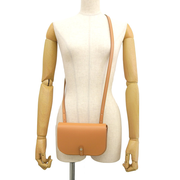 イルビゾンテ IL BISONTE ショルダーバッグ バッグ レザー ナチュラル