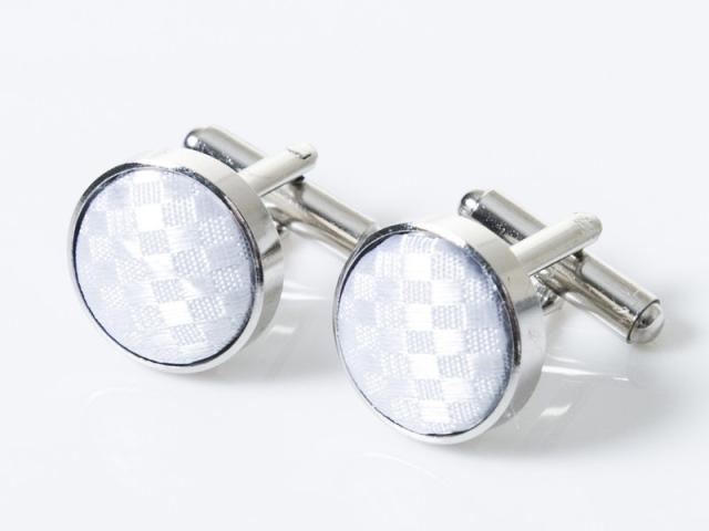 メンズファッション 小物 ビジネス カジュアル スーツ 布 カフスボタン カフリンクス チェック柄ホワイト 送料込の通販はau Pay マーケット Piii