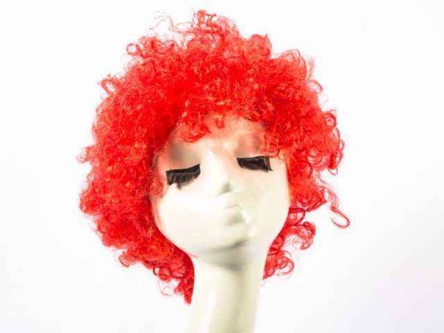 コスプレ パーティー 変装 小物 カラフル アフロヘアかつら アフロウィッグ #レッド 送料込の通販はau PAY マーケット - Piii