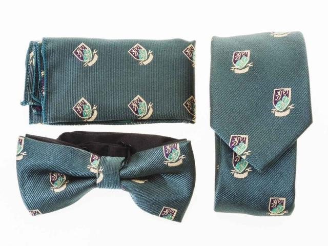 メンズファッション ネクタイ 蝶ネクタイ ポケットチーフ セット 緑 盾模様 ネクタイ スーツ小物の通販はau Pay マーケット Titosoy