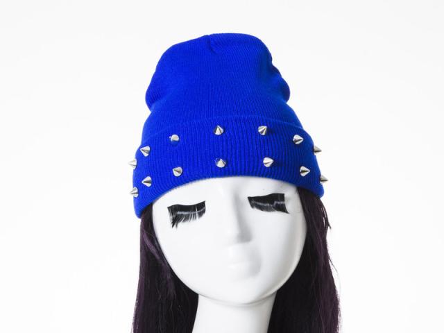 冬 ファッション ロックパンク風飾りカシメ リベット付き 防寒 ニット帽 ニットキャップ 男女兼用 ブルー 送料込の通販はau Pay マーケット Piii